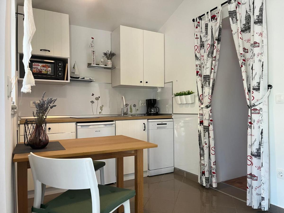 Apartment Cozy&Quiet Rovinj Exteriér fotografie